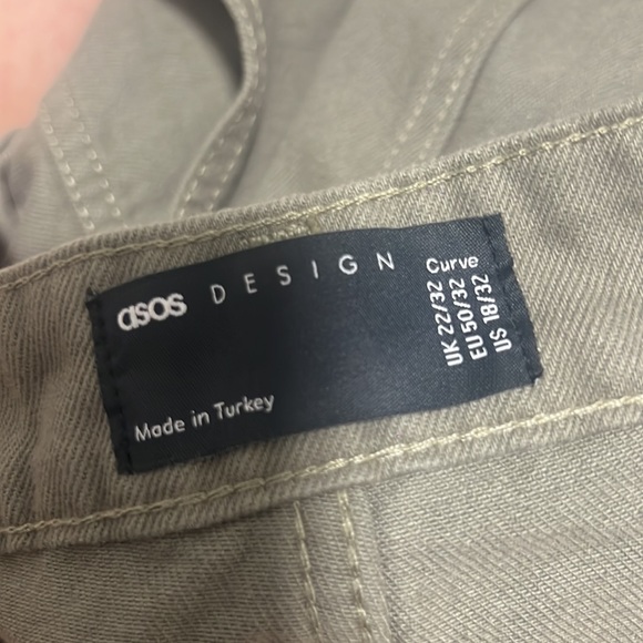 Army Green Cargo Pants - Picture 6 of 6